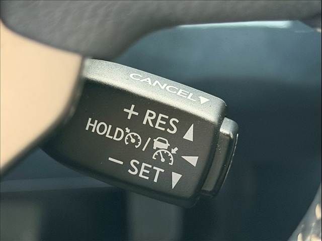 TOYOTA LEXUS NX300H 2018 Image 31