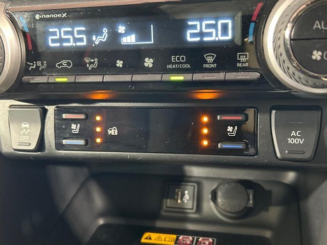 TOYOTA RAV4 PHV 2023 Image 31