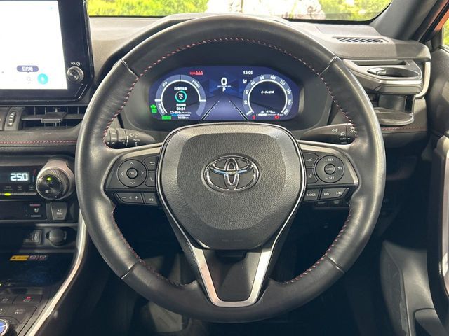 TOYOTA RAV4 PHV 2023 Image 31