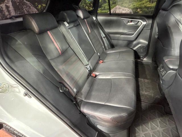 TOYOTA RAV4 PHV 2023 Image 31