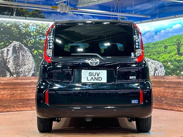 TOYOTA SIENTA HYBRID 2022 Image 31