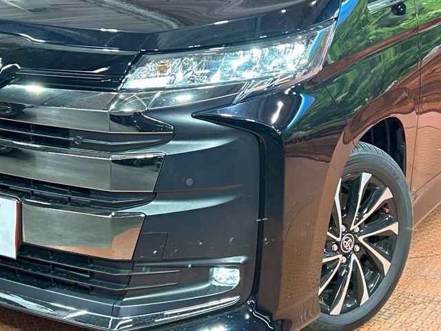 TOYOTA NOAH HYBRID 2024 Image 31