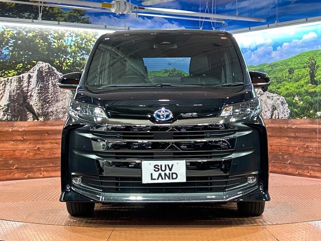 TOYOTA NOAH HYBRID 2024 Image 31