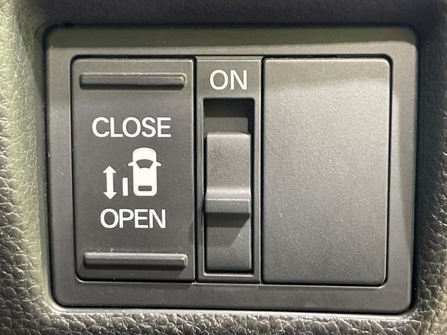 HONDA N BOX CUSTOM 2020 Image 31