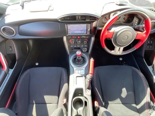 TOYOTA 86 2013 Image 31