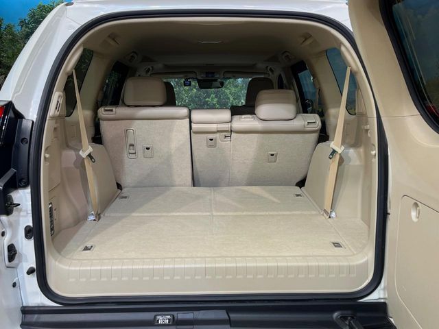 TOYOTA LANDCRUISER PRADO 2023 Image 31