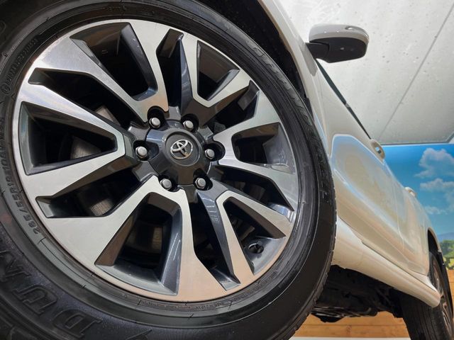 TOYOTA LANDCRUISER PRADO 2023 Image 31