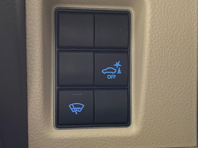 TOYOTA LANDCRUISER PRADO 2023 Image 31