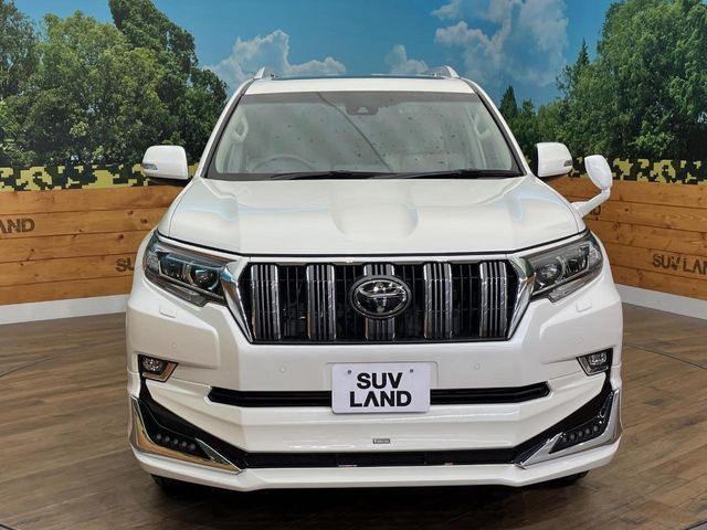 TOYOTA LANDCRUISER PRADO 2023 Image 31