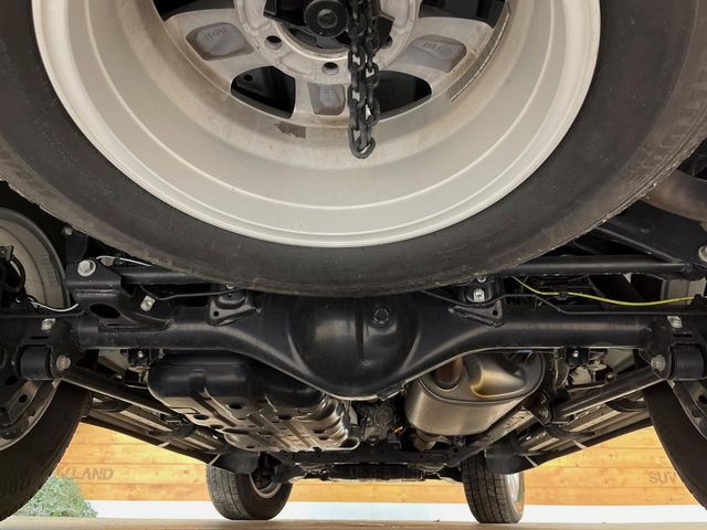 TOYOTA LANDCRUISER PRADO 2023 Image 31