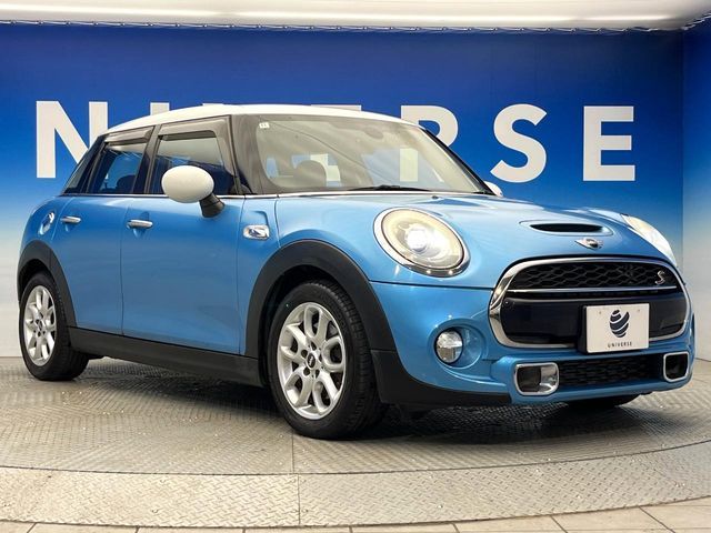 BMW MINI COOPER S 5D 2014 Image 31