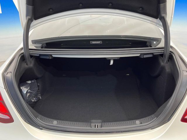 MERCEDES BENZ E CLAS 2017 Image 31