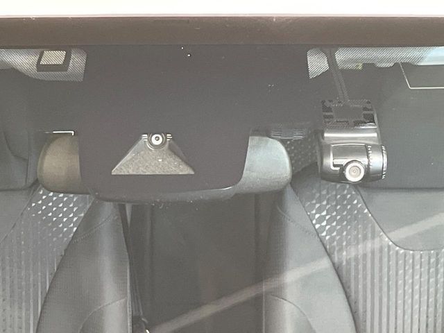 TOYOTA PRIUS 2016 Image 31