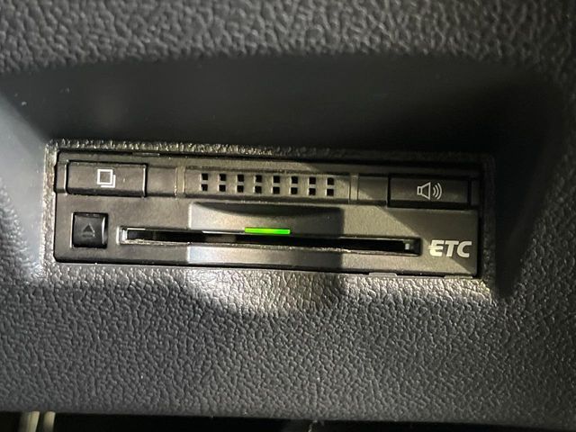 TOYOTA PRIUS 2016 Image 31