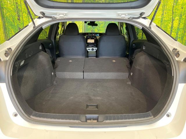 TOYOTA PRIUS 2016 Image 31