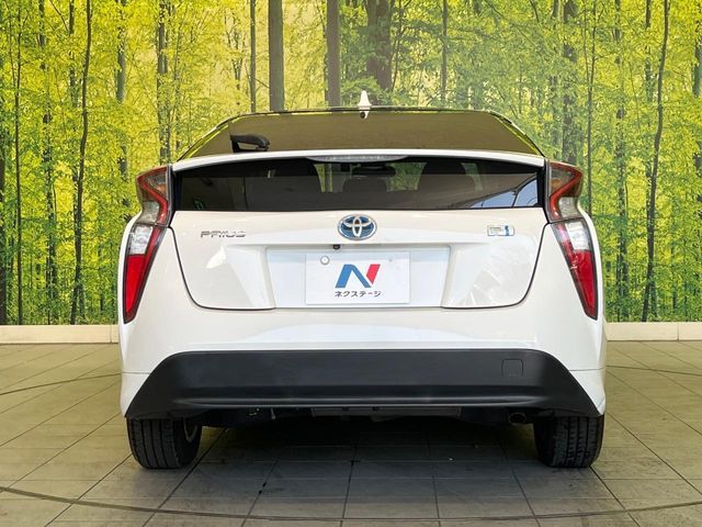 TOYOTA PRIUS 2016 Image 31