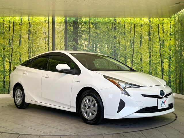 TOYOTA PRIUS 2016 Image 31
