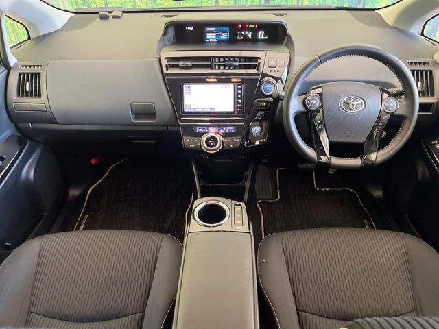 TOYOTA PRIUS ALPHA 2019 Image 31