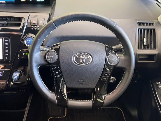 TOYOTA PRIUS ALPHA 2019 Image 31
