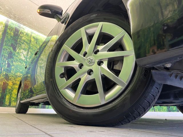 TOYOTA PRIUS ALPHA 2019 Image 31