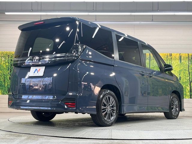 TOYOTA VOXY 2025 Image 31