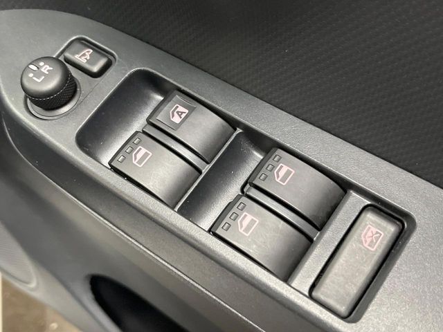 DAIHATSU MIRA E:S 2021 Image 31