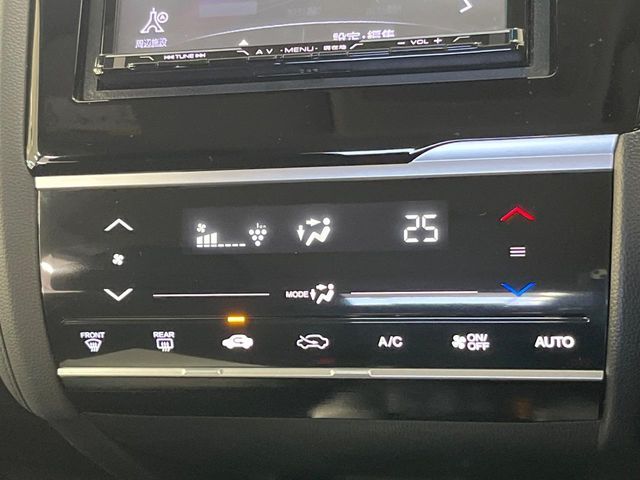 HONDA FIT HYBRID 2016 Image 31