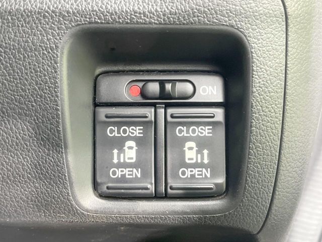 HONDA N BOX 2014 Image 31