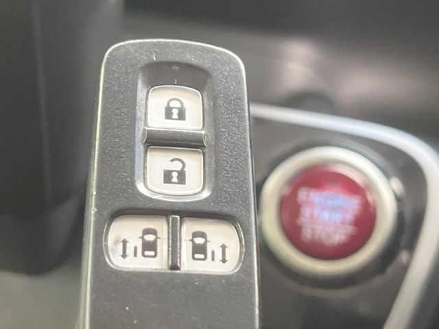 HONDA N BOX 2014 Image 31