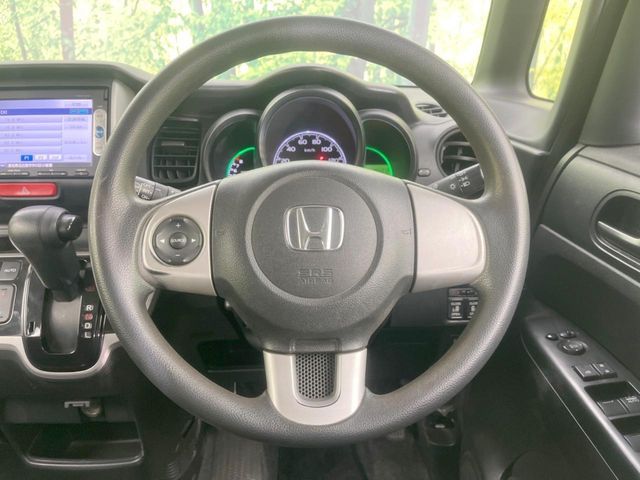 HONDA N BOX 2014 Image 31