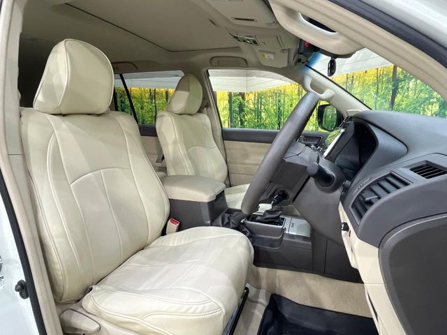 TOYOTA LANDCRUISER PRADO 2022 Image 31