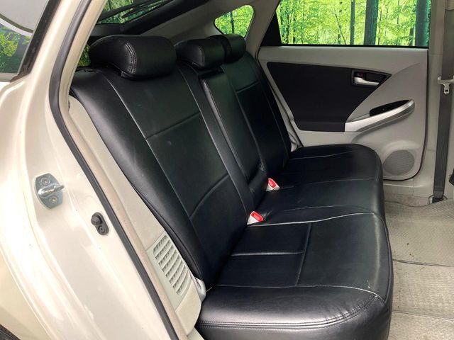 TOYOTA PRIUS 2011 Image 31