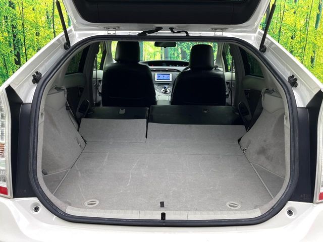 TOYOTA PRIUS 2011 Image 31