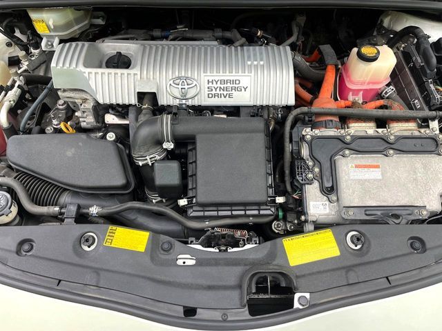TOYOTA PRIUS 2011 Image 31