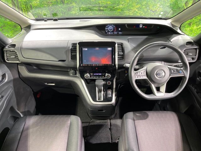 NISSAN SERENA  S-HYBRID 2017 Image 31
