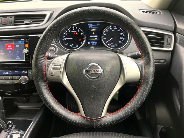 NISSAN X-TRAIL 2WD 2015 Image 31