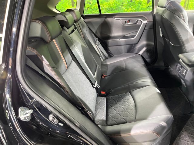 TOYOTA RAV4 HYBRID 4WD 2023 Image 31