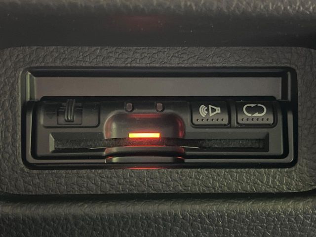 NISSAN X-TRAIL 4WD 2012 Image 31