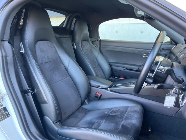 PORSCHE 718BOXSTER 2020 Image 31