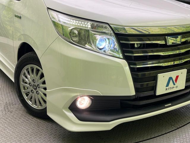 TOYOTA NOAH HYBRID 2015 Image 31