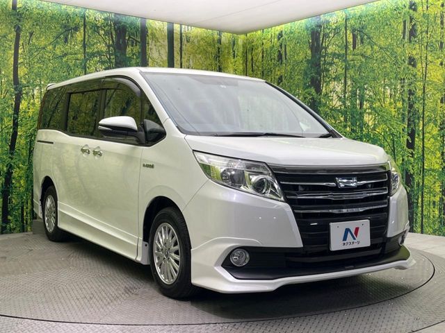 TOYOTA NOAH HYBRID 2015 Image 31