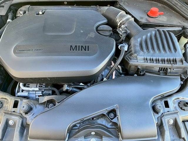 BMW MINI COOPER D 5DOOR 2021 Image 31