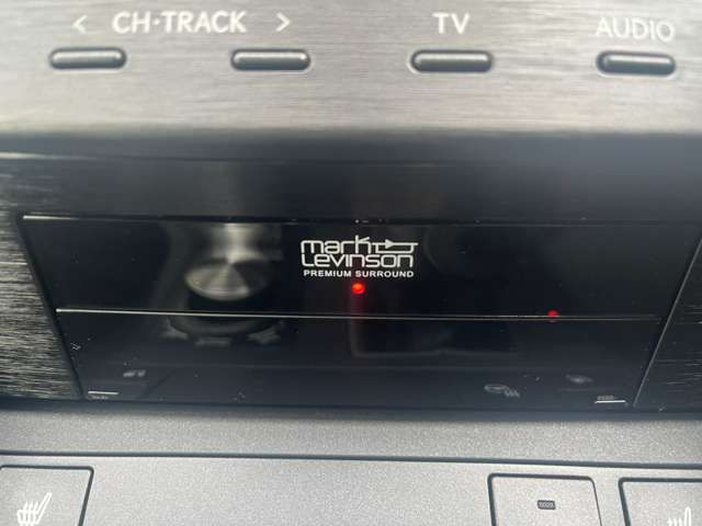 TOYOTA LEXUS RC350 2023 Image 31