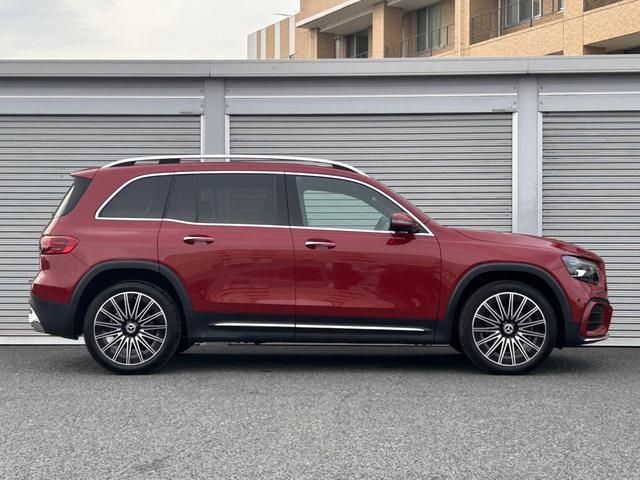 MERCEDES BENZ GLB 2024 Image 31