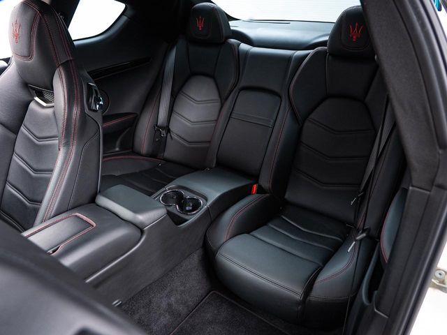 MASERATI GRANTURISMO 2016 Image 31