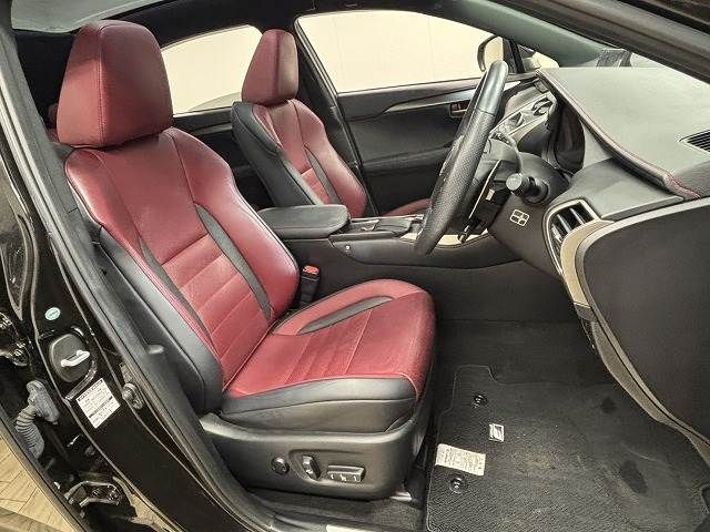 TOYOTA LEXUS NX300H 2015 Image 31