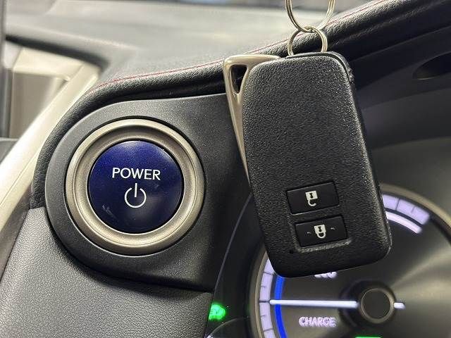 TOYOTA LEXUS NX300H 2015 Image 31