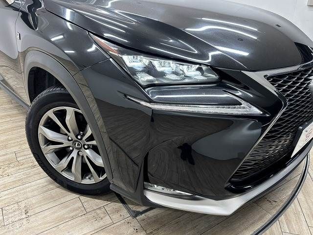 TOYOTA LEXUS NX300H 2015 Image 31