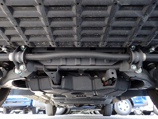 NISSAN NV350 CARAVAN 4WD 2020 Image 31