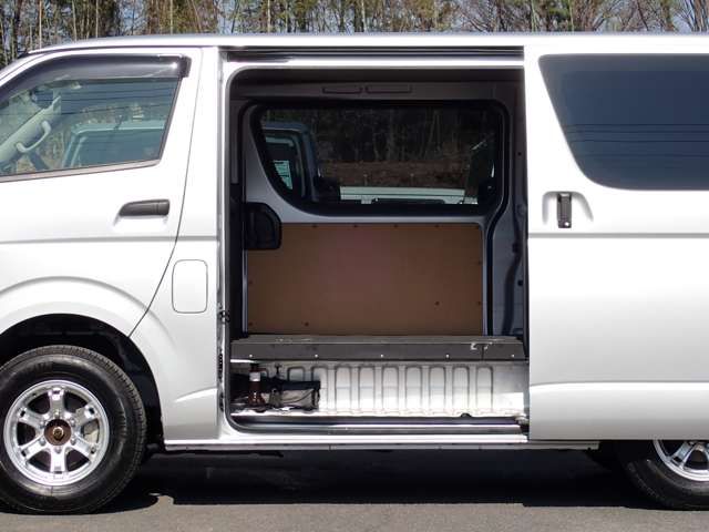 TOYOTA HIACE VAN 4WD 2021 Image 31